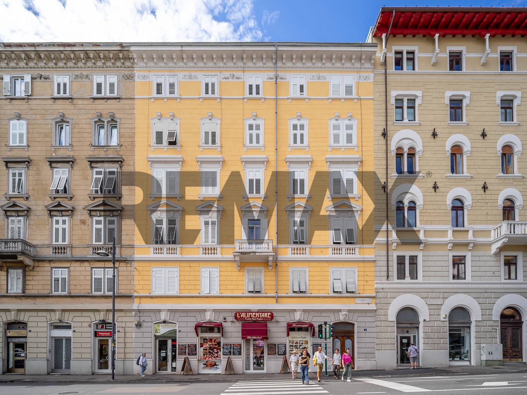 Palazzi residenziali nel centro di Trieste con immobili in vendita